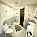 Lovely & Spacious With Sauna Talin