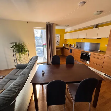Lovely & Spacious With Sauna Apartamento Talin